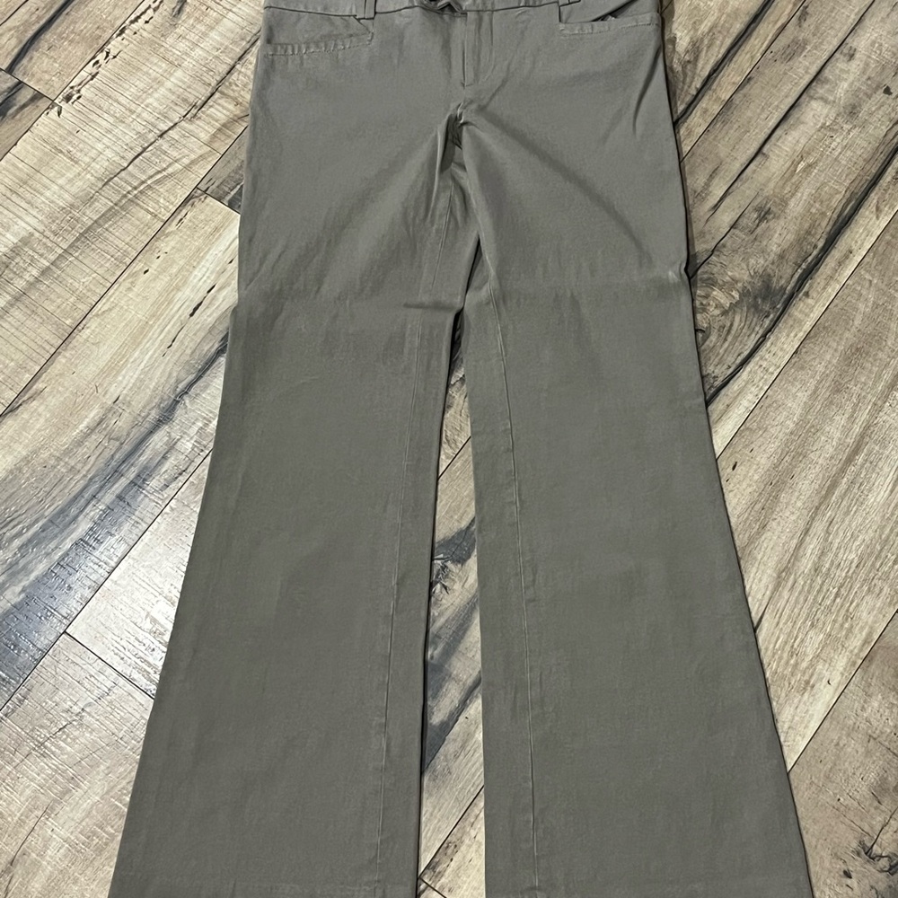 Women’s Sloan Fit Dress Pants